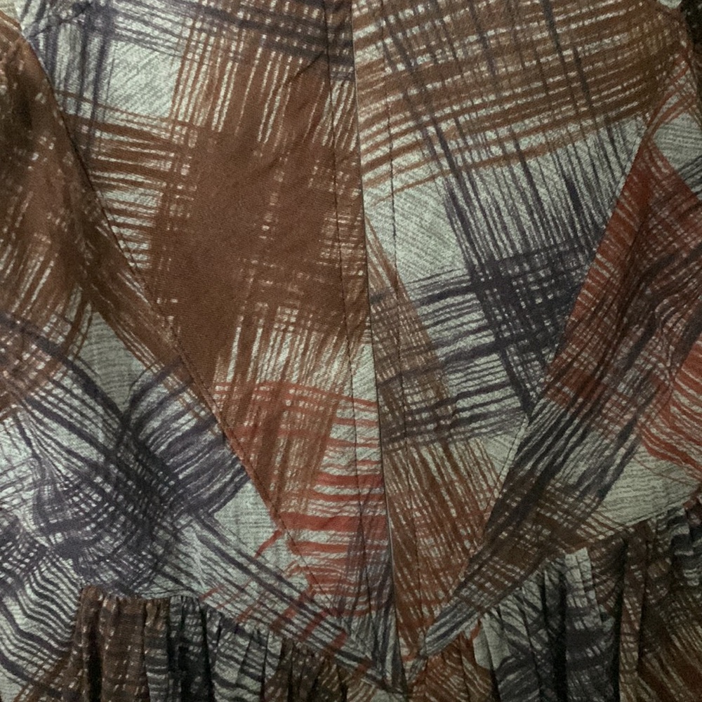 Patterned Dress - Picture 4 of 5